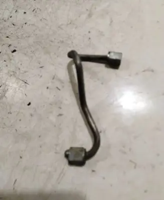 Fuel injector supply line/pipe