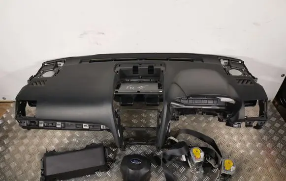 Subaru Forester SJ Airbag set 0589P10047 HG141251128 F9AW3106830