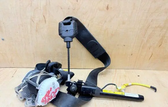 Fiat 500L Front seatbelt 07355997010 34193361A