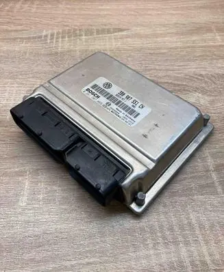 Volkswagen PASSAT B5.5 Engine control unit/module ECU 3B0907551CH 0261207469