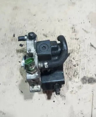 Volvo C30 Fuel injection high pressure pump 30756125 66598 0445010111