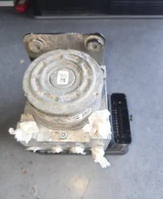 Ford Transit Courier ABS Pump JY162B373AB 10022014294