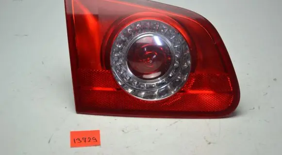 Volkswagen PASSAT B6 Tailgate rear/tail lights 3C9945093