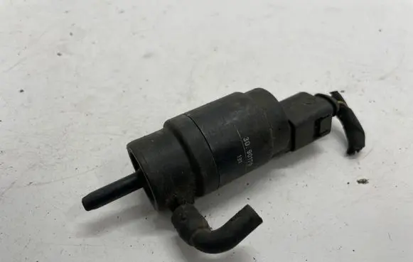 Mercedes-Benz C W204 Windscreen/windshield washer pump