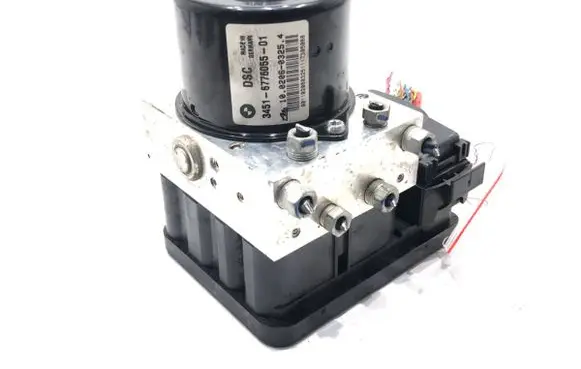 BMW 3 E90 E91 ABS Pump 6776055