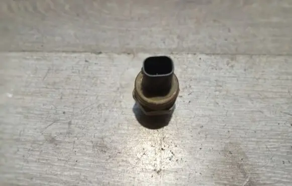 Volvo XC90 Brake power pressure regulator 1005229959
