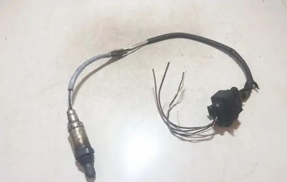 Audi A4 S4 B5 8D Lambda probe sensor 058906265A
