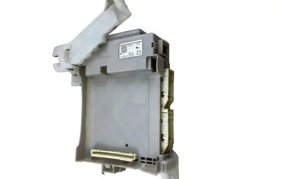 Toyota Prius (XW30) Fuse box set 8273047450A