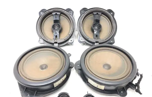 Audi A3 S3 8P Audio system kit 8H0035411