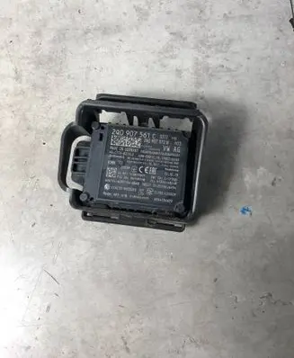 Volkswagen Crafter Distronic sensor radar 2Q0907561C 2Q0907572B