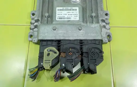 Ford C-MAX II Engine control unit/module BV6112A650AEL