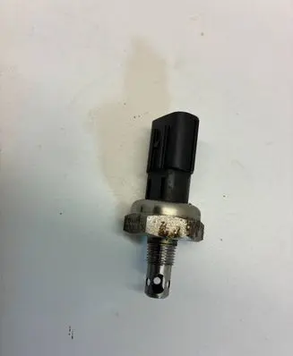 Toyota Yaris XP210 Oil pressure sensor 89448 8944833010