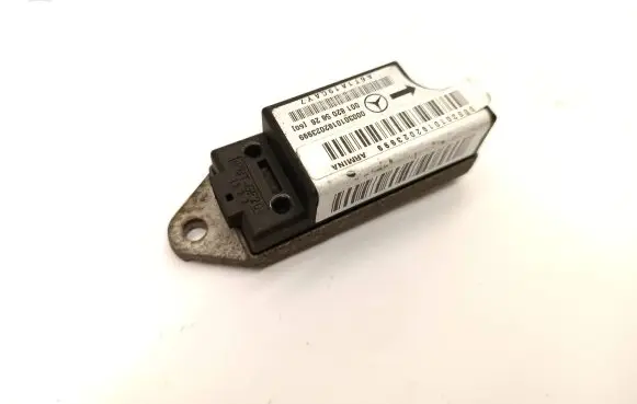 Mercedes-Benz E W210 Airbag deployment crash/impact sensor 0018205626 A6T1A19CAY7