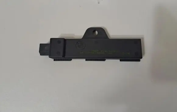 Mini One - Cooper F56 F55 Keyless system antenna 9220832 9144260