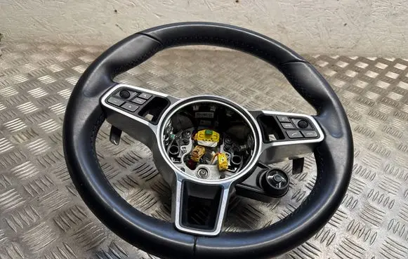 Porsche Cayenne (9Y0 9Y3) Steering wheel 971959256C