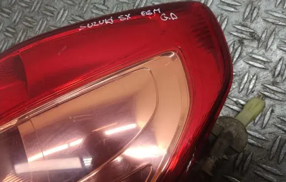 Suzuki SX4 Rear/tail lights