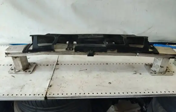 Peugeot Partner Front bumper cross member 5017560587