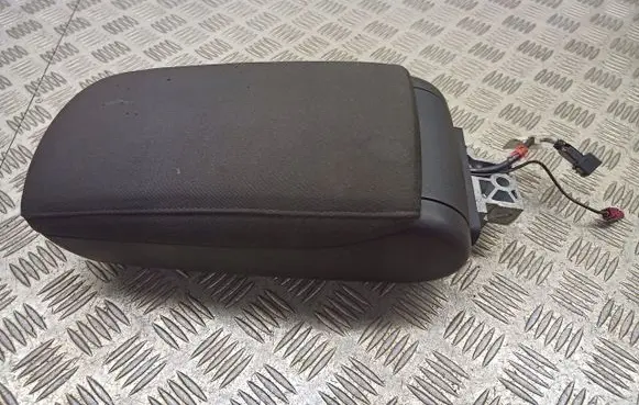 Audi A6 Allroad C6 Armrest 