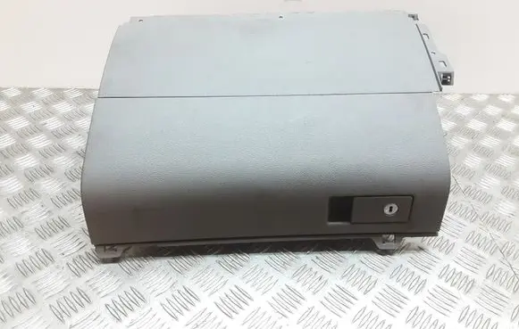 Volkswagen Touran I Glove box 1T1857101A