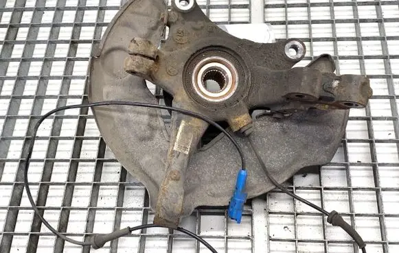 Peugeot 508 Front wheel hub spindle knuckle