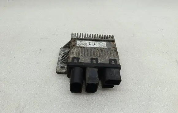 Coolant fan relay