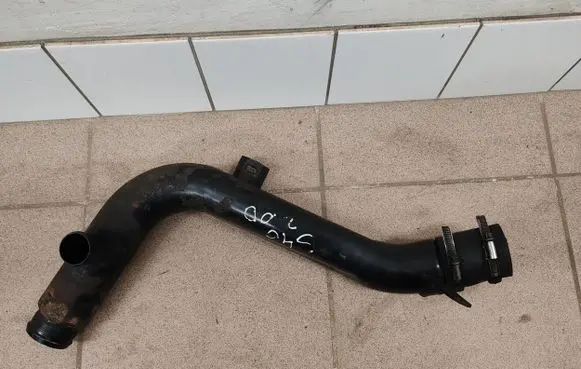 Volvo V50 Intercooler hose/pipe