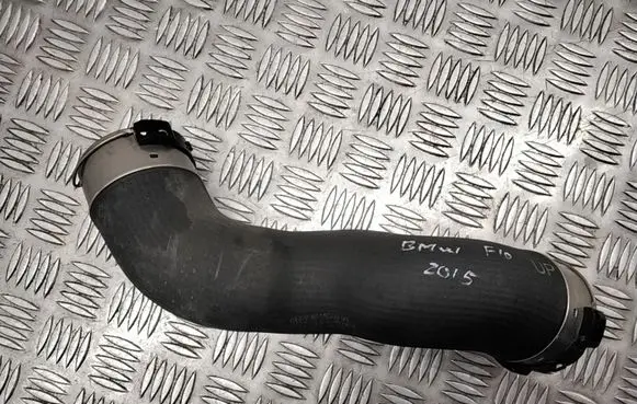 BMW 5 F10 F11 Intercooler hose/pipe 8516509