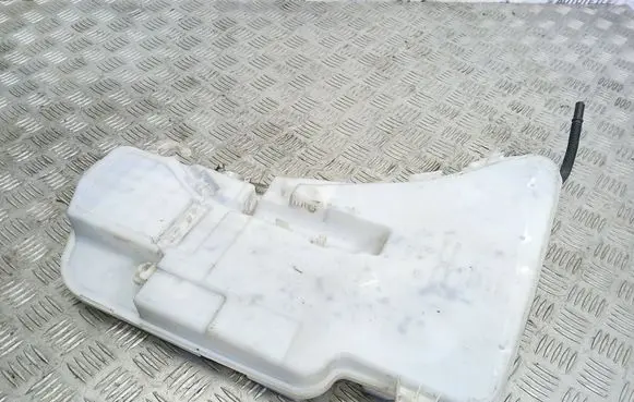 BMW 5 F10 F11 Windshield washer fluid reservoir/tank 7269666 8050439 7269664
