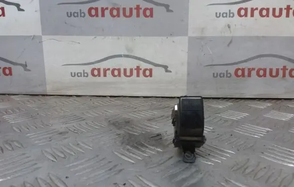 Mazda 626 Electric window control switch 3582S93