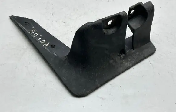 Nissan Pulsar Rear mudguard 938823ZL1A