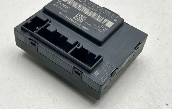 Audi A6 S6 C6 4F Door control unit/module 4F0959795E 22092005 4F0910795E
