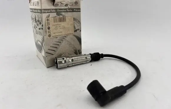 Volkswagen Caddy Ignition plug leads 032905430T 032035255