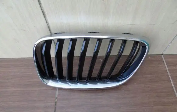 BMW 2 F22 F23 Front bumper upper radiator grill