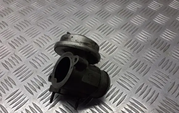 Ford Mondeo Mk III EGR valve