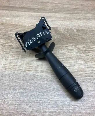 Renault Laguna II Wiper control stalk 8200002461