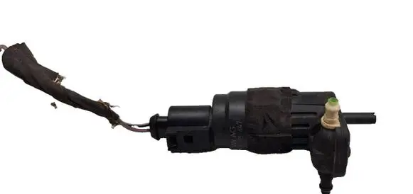 Audi A4 S4 B6 8E 8H Windscreen/windshield washer pump 8K9955647