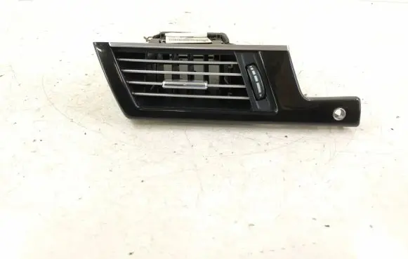 Mercedes-Benz E W212 Dashboard side air vent grill/cover trim 2128300154 A2128300154