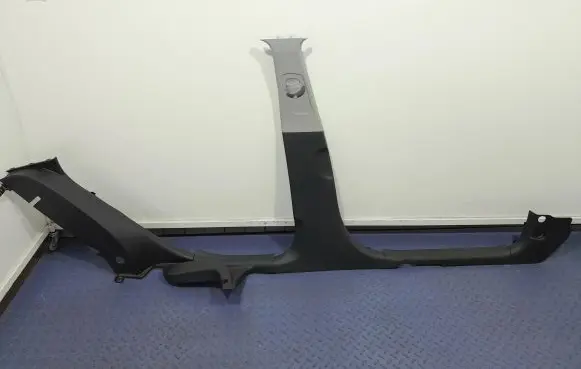 Hyundai i30 Other sill/pillar trim element 85835-A6000