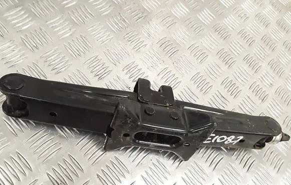Toyota Avensis T270 Tool set 