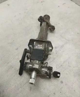Volvo 850 Steering wheel axle 6849651