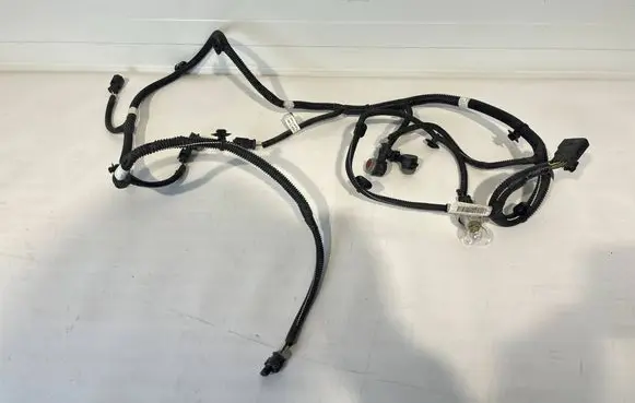 Peugeot 208 Parking sensor (PDC) wiring loom 9834131080