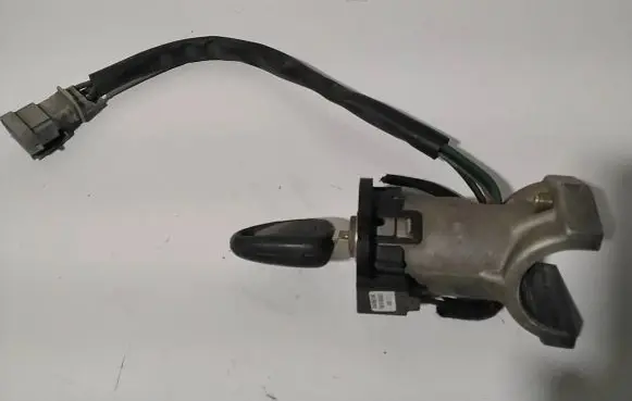 Iveco Daily 6th gen Ignition lock 504086198 48617 F005V00481
