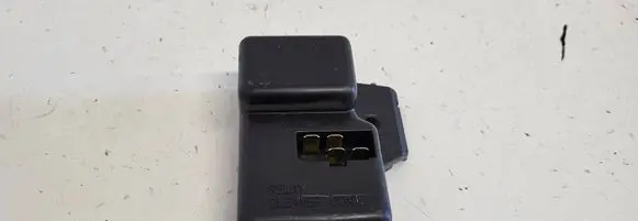 Subaru Forester SG Window wiper relay 3300120517