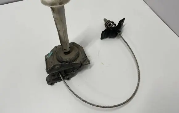 Dodge RAM Spare wheel bolt 6923394