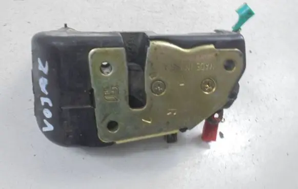 Chrysler Grand Voyager III Front door lock