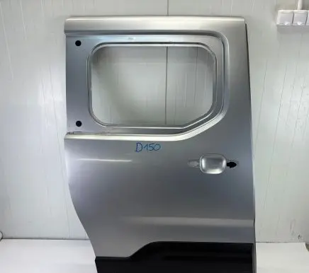 Peugeot Rifter Rear door D150