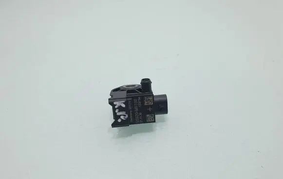 KIA Ceed Airbag deployment crash/impact sensor 95920M6100