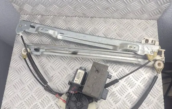 Citroen C4 Grand Picasso Front door window regulator motor 9654087580 400962C