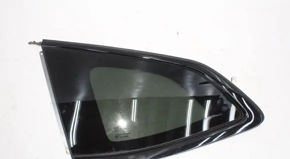 Peugeot 508 II Rear side window
