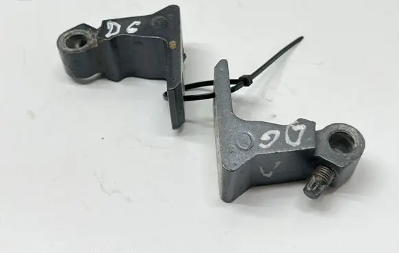 Volkswagen PASSAT B8 USA Rear door hinge set 7N0831402B